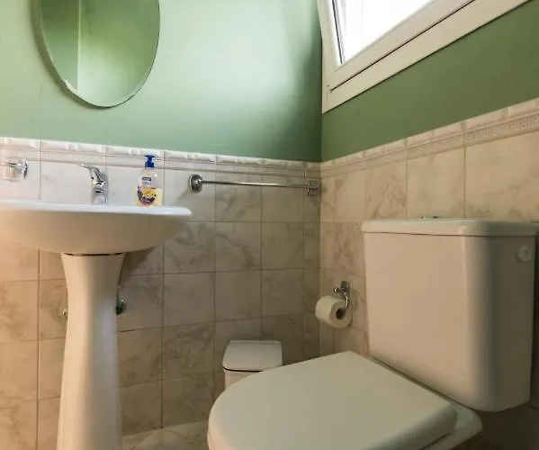 Botzi-the House On The Hill * Marathias