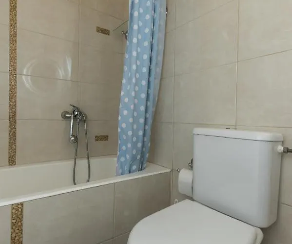 Botzi-the House On The Hill Apartamento Marathias